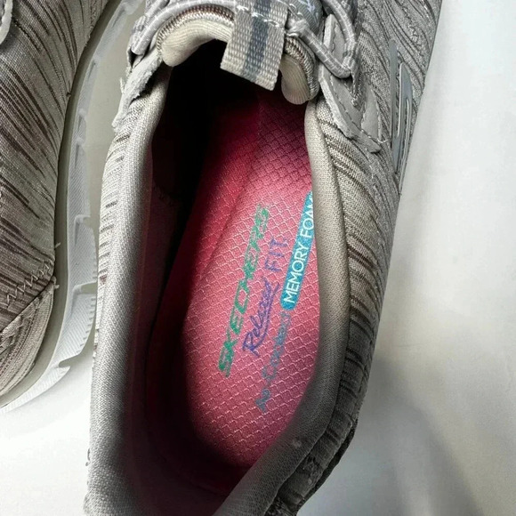 Skechers Relaxed Fit Empire Game On Slip On Taupe Sneakers Women's Size8.5 - Picture 5 of 7